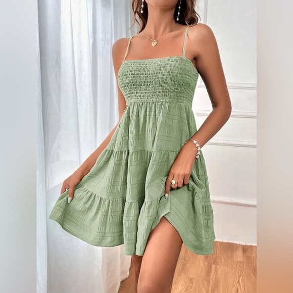 Smocked Tiered Sleeveless Mini Dress royal blue - Picture 5 of 7